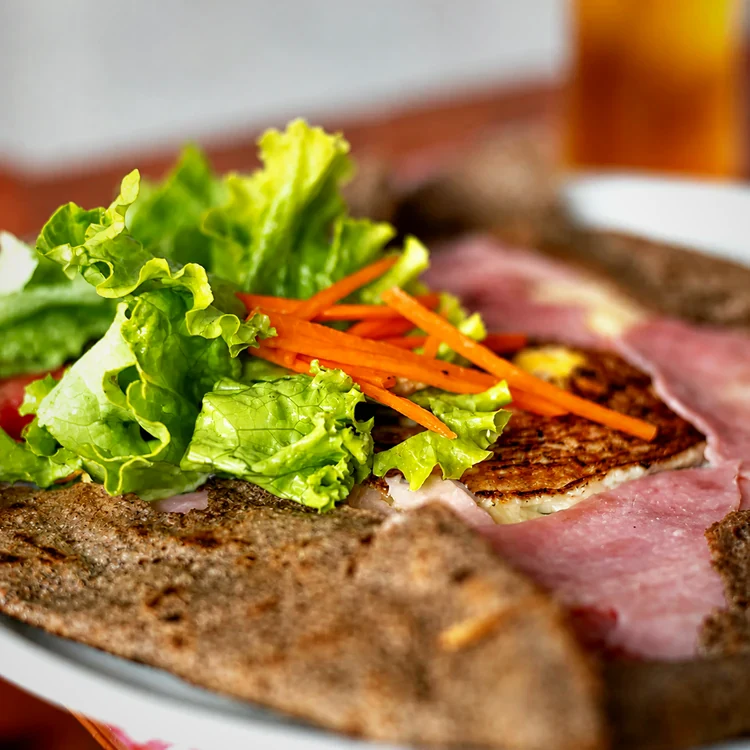 Galette sarrasin du restaurant PIRATES